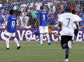 19.07 - Fábio, goleiro do Cruzeiro