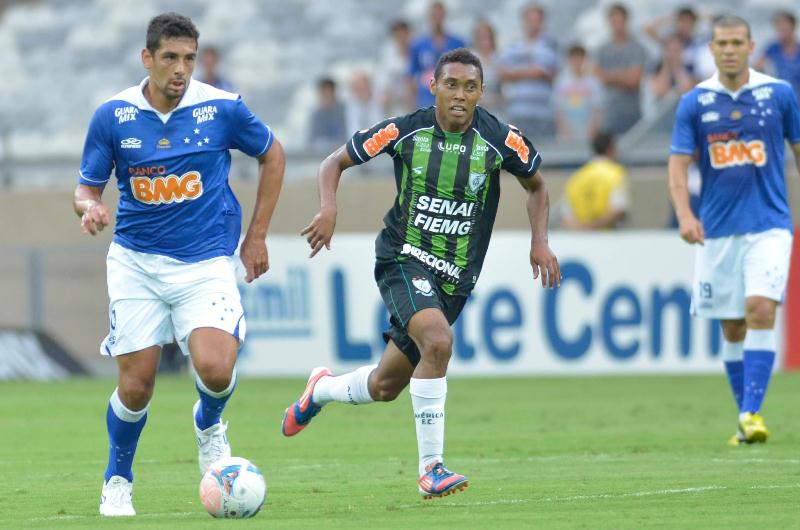 Diego Souza: Bom com ele, pior sem ele? - Cruzeiro Esporte Clube