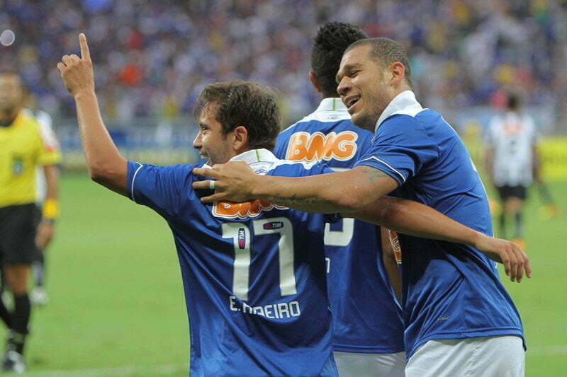 [Vídeo] Os gols e os melhores momentos de Cruzeiro 4 x 1 Atlético-MG pela 9ª rodada do Campeonato Brasileiro 2013 - Cruzeiro Esporte Clube - Fotos: Vipcomm
