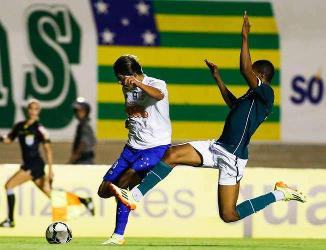 Cruzeiro em ritmo de treino (Goiás 0 x 1 Cruzeiro 17ª rodada – Brasileirão 2014)
